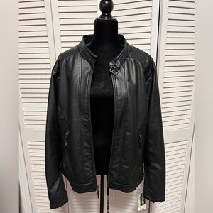 NEW!!! Women’s Plus Size MARALYN & ME Faux Leather Scuba Jacket- Black -3x